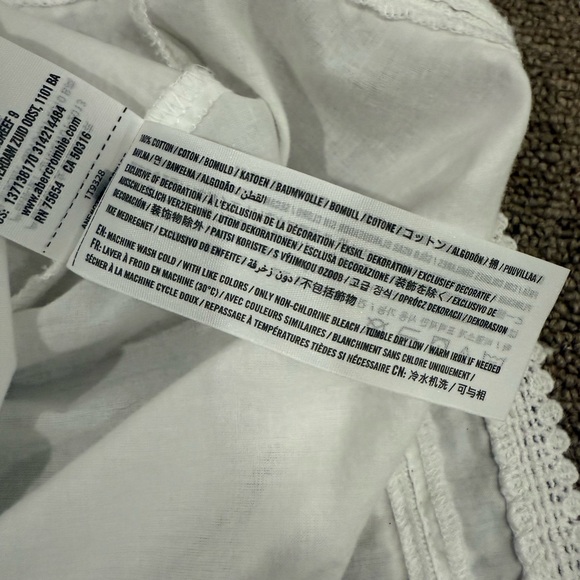 Abercrombie and Fitch White Cotton Halter Top, Woman’s medium - Picture 4 of 5